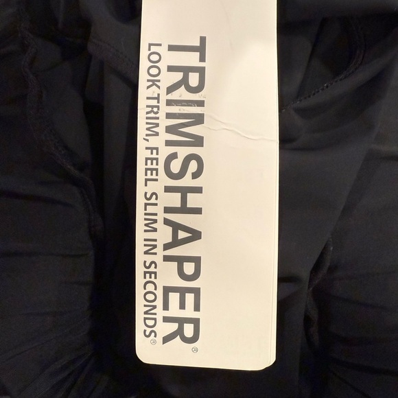 Women’s Trimshaper Black Slimming Swim Skirt Versatile Beach Pool Vacation - Picture 4 of 9